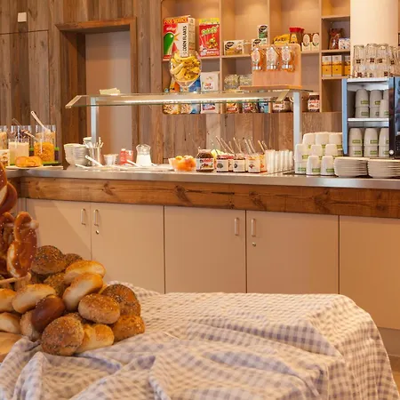 Explorer Stubaital Hotel 4*